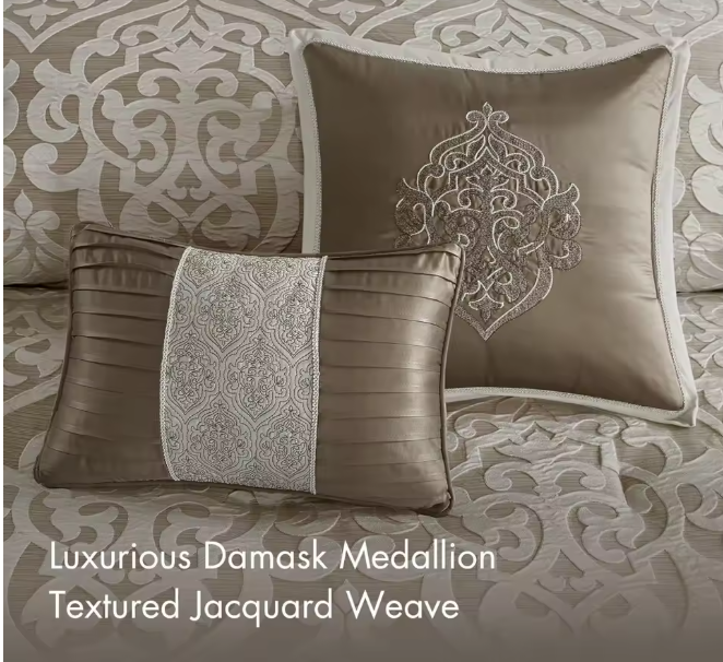 The Golden Manor Comforter